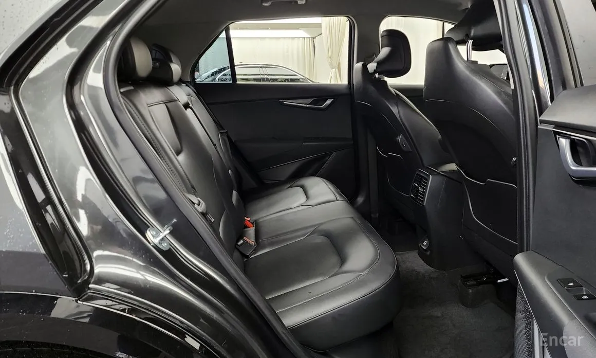 Фото 12 - Kia Niro