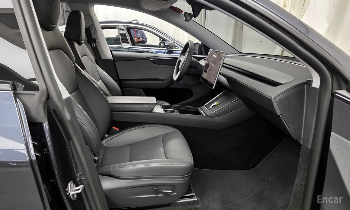 Фото 11 - Tesla Model Y