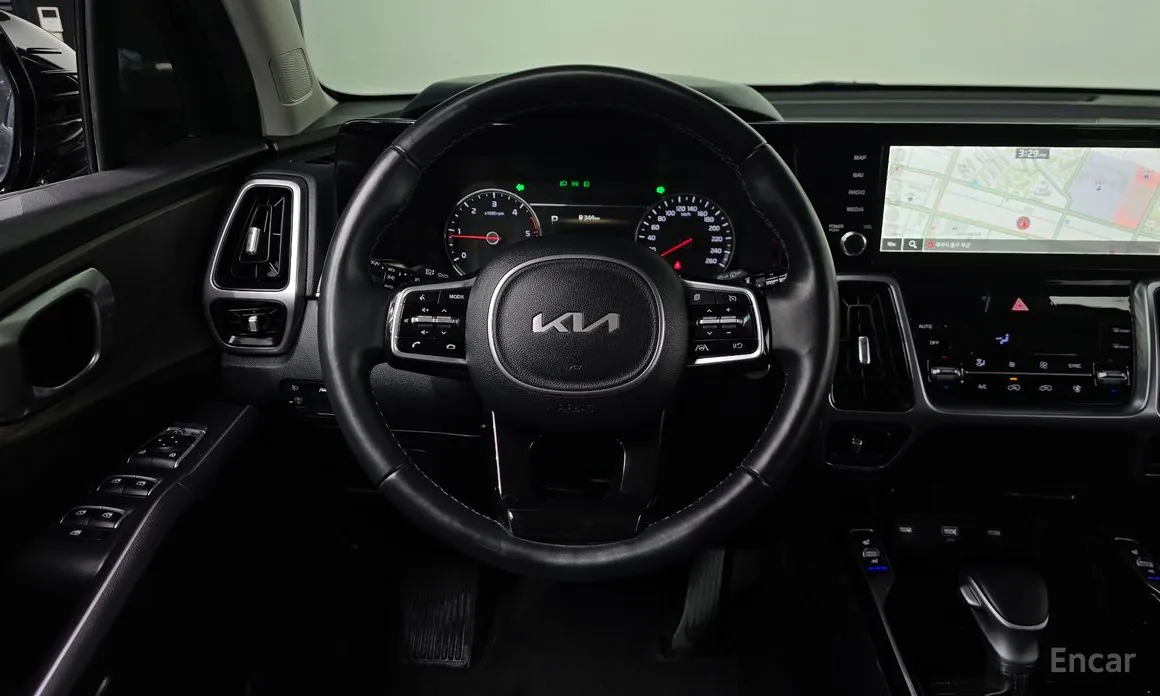 Фото 13 - Kia Sorento