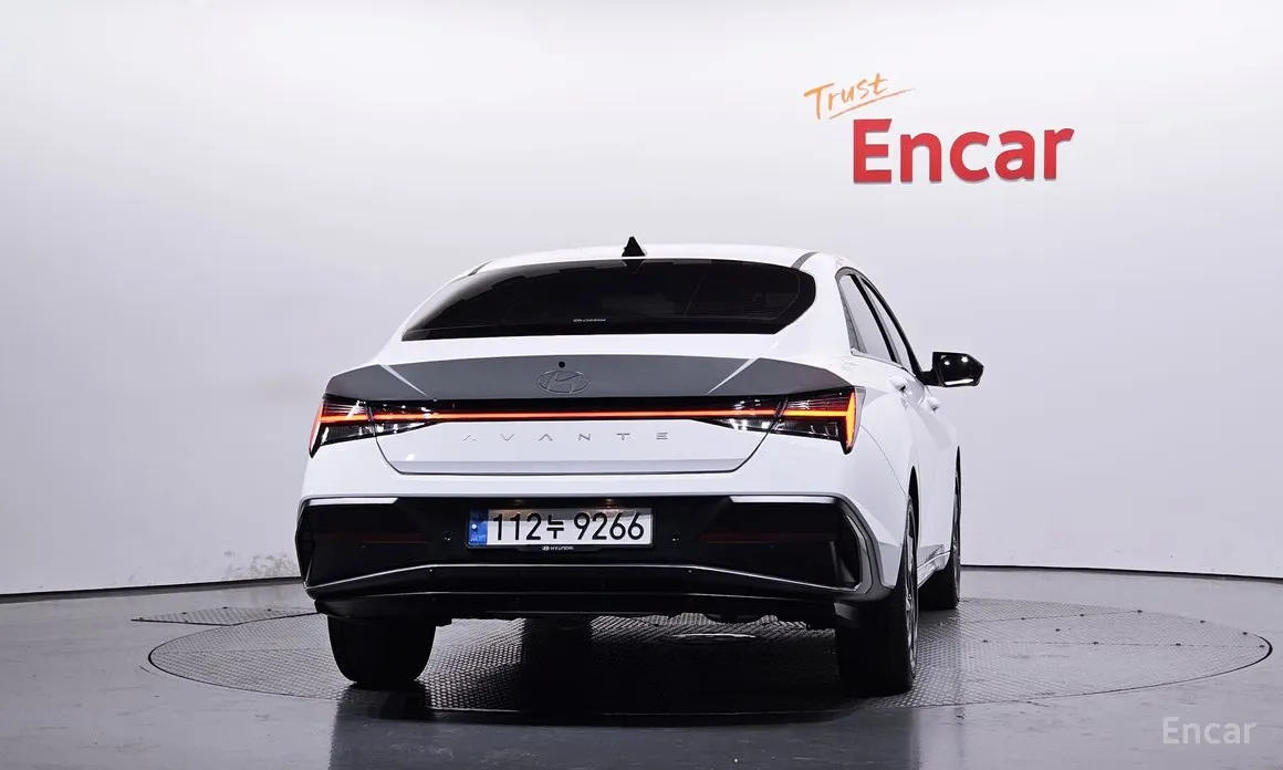 Фото 4 - Hyundai Avante