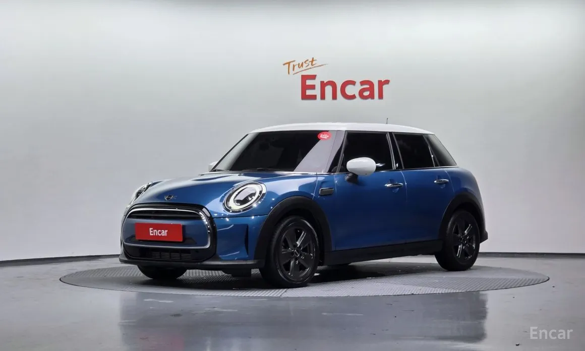 Фото 1 - Mini Cooper