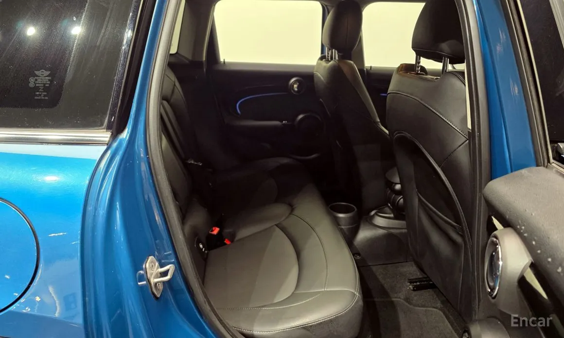 Фото 12 - Mini Cooper