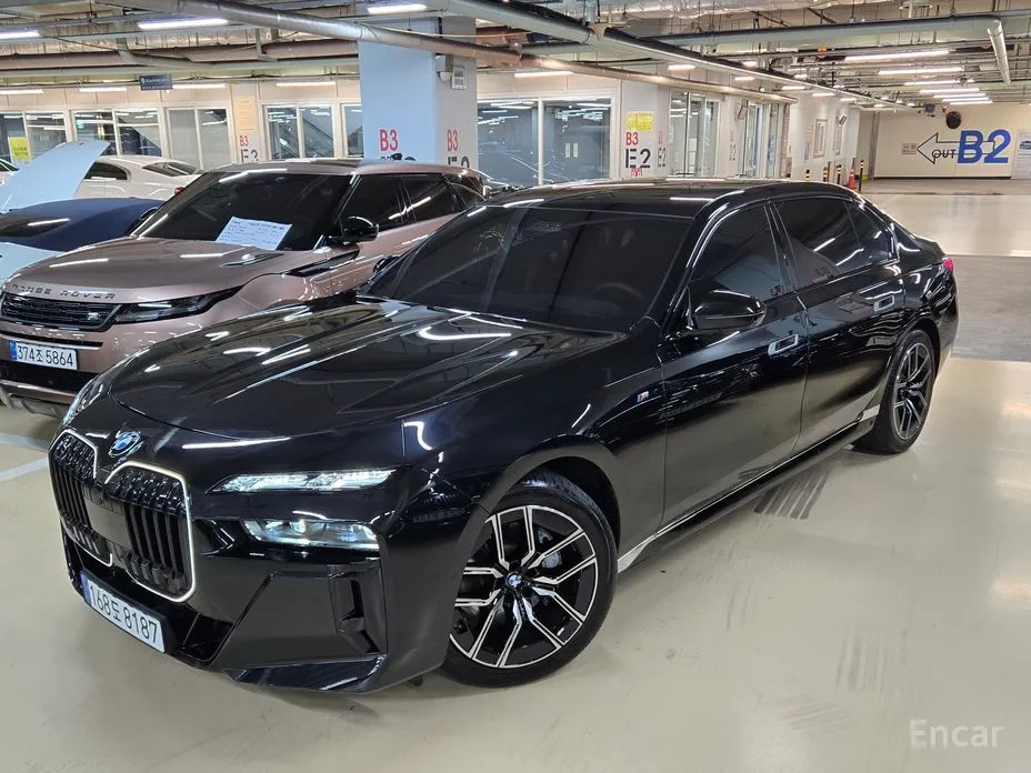 Фото 1 - BMW 7 Series