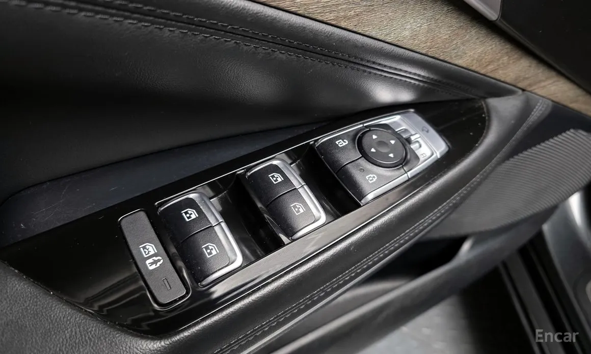 Фото 14 - Kia K8