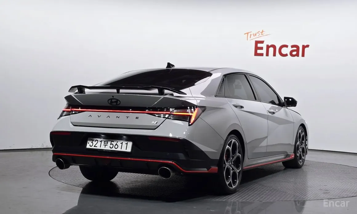 Фото 2 - Hyundai Avante