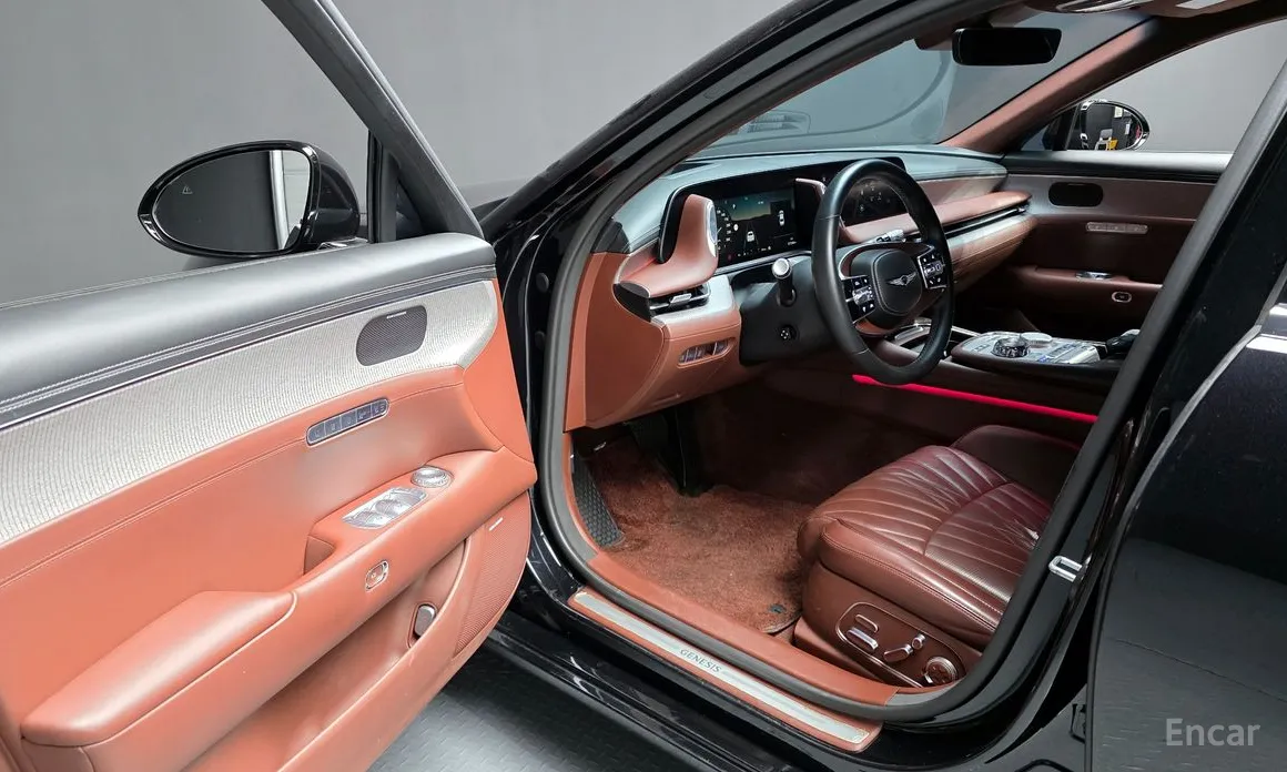 Фото 10 - Genesis G90