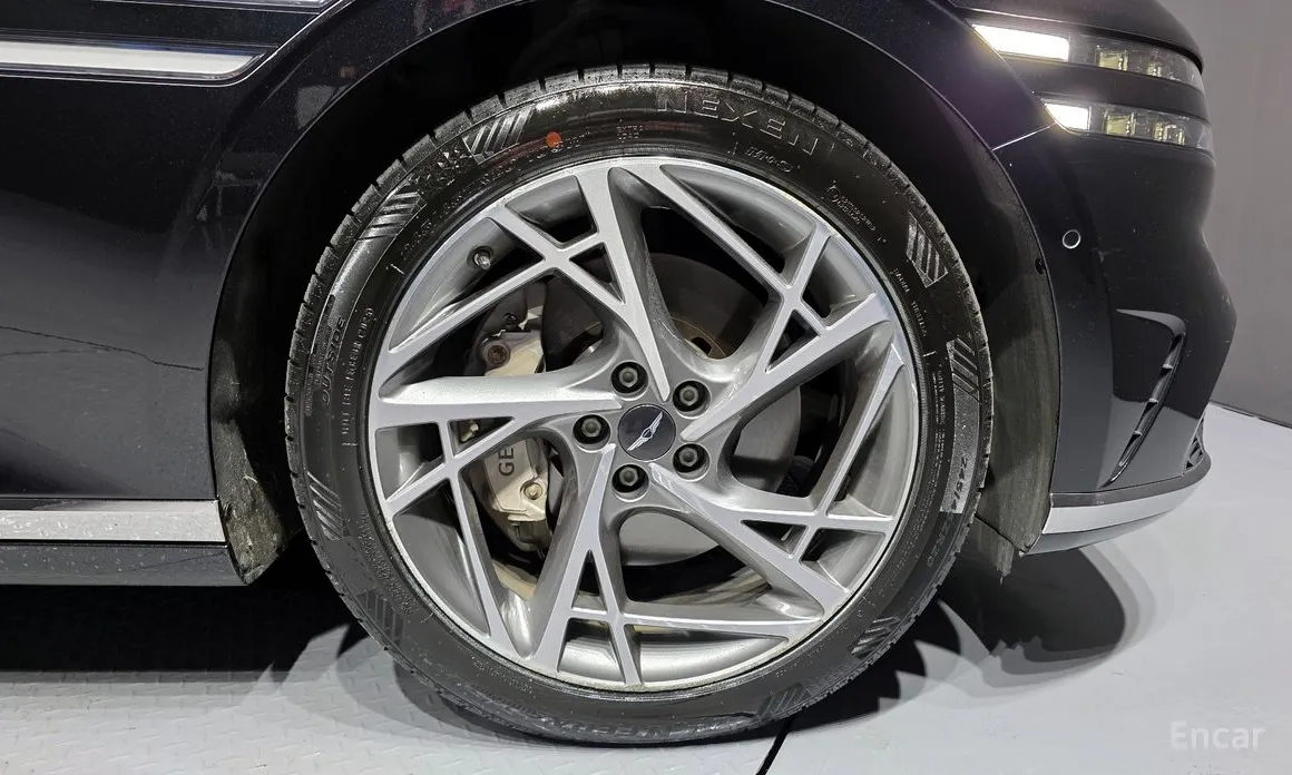 Фото 5 - Genesis G90