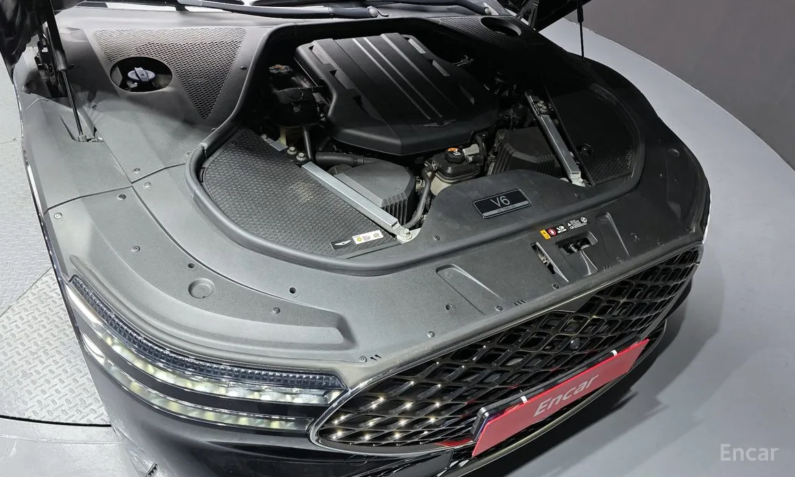 Фото 6 - Genesis G90