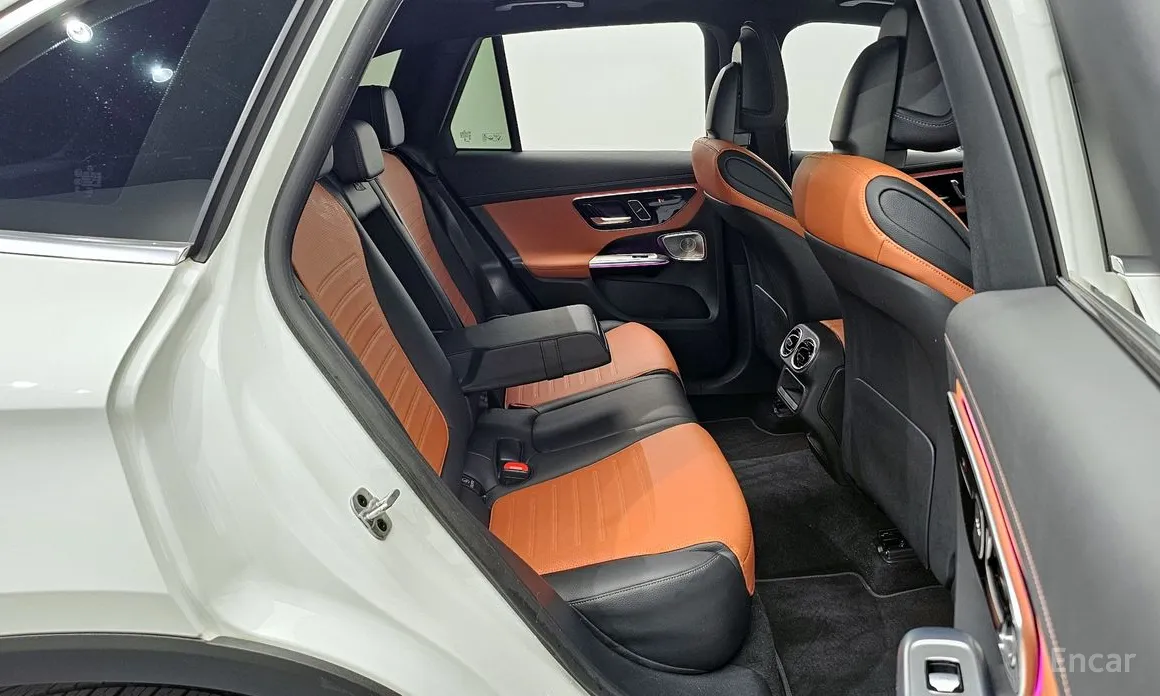 Фото 12 - Mercedes-Benz GLC-Class