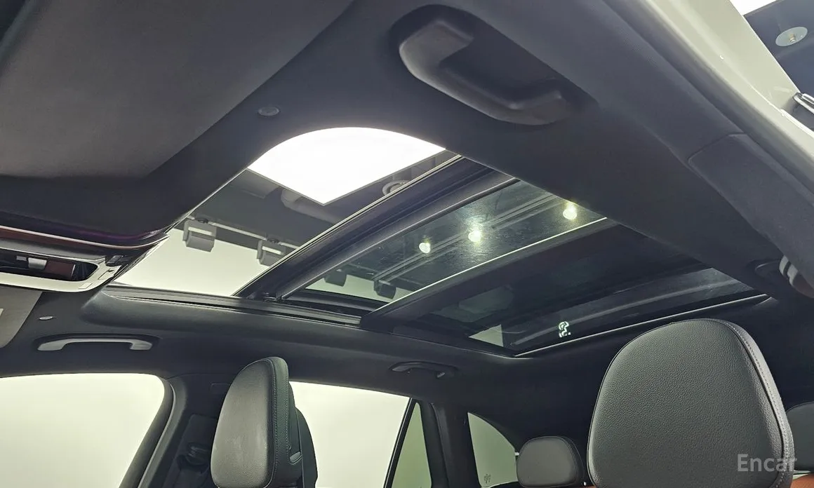 Фото 13 - Mercedes-Benz GLC-Class