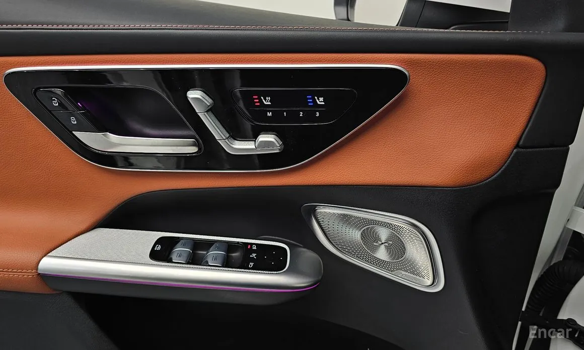 Фото 16 - Mercedes-Benz GLC-Class