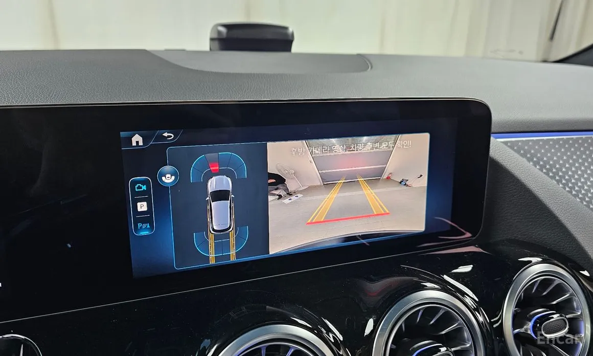 Фото 17 - Mercedes-Benz GLA-Class