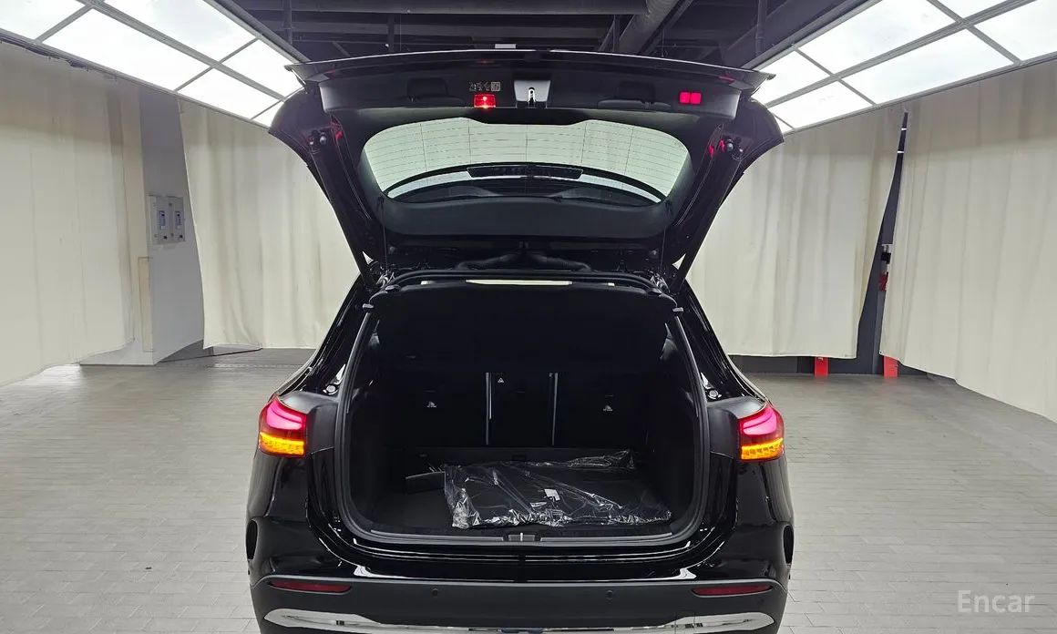 Фото 20 - Mercedes-Benz GLA-Class