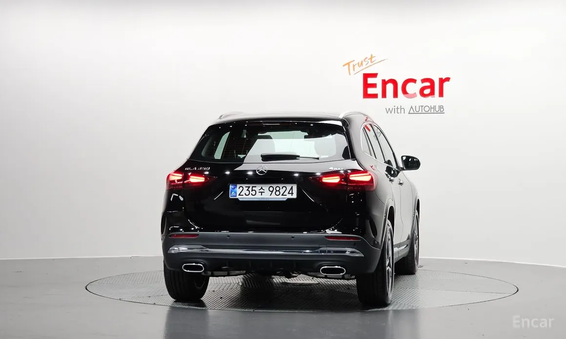 Фото 4 - Mercedes-Benz GLA-Class