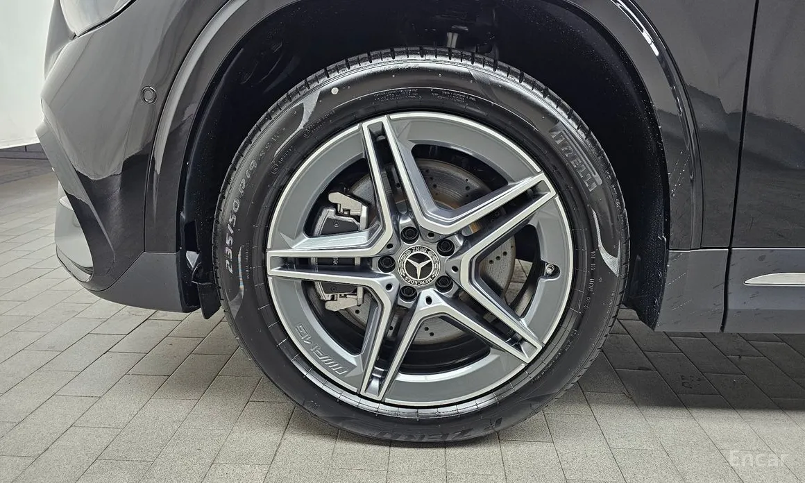 Фото 5 - Mercedes-Benz GLA-Class