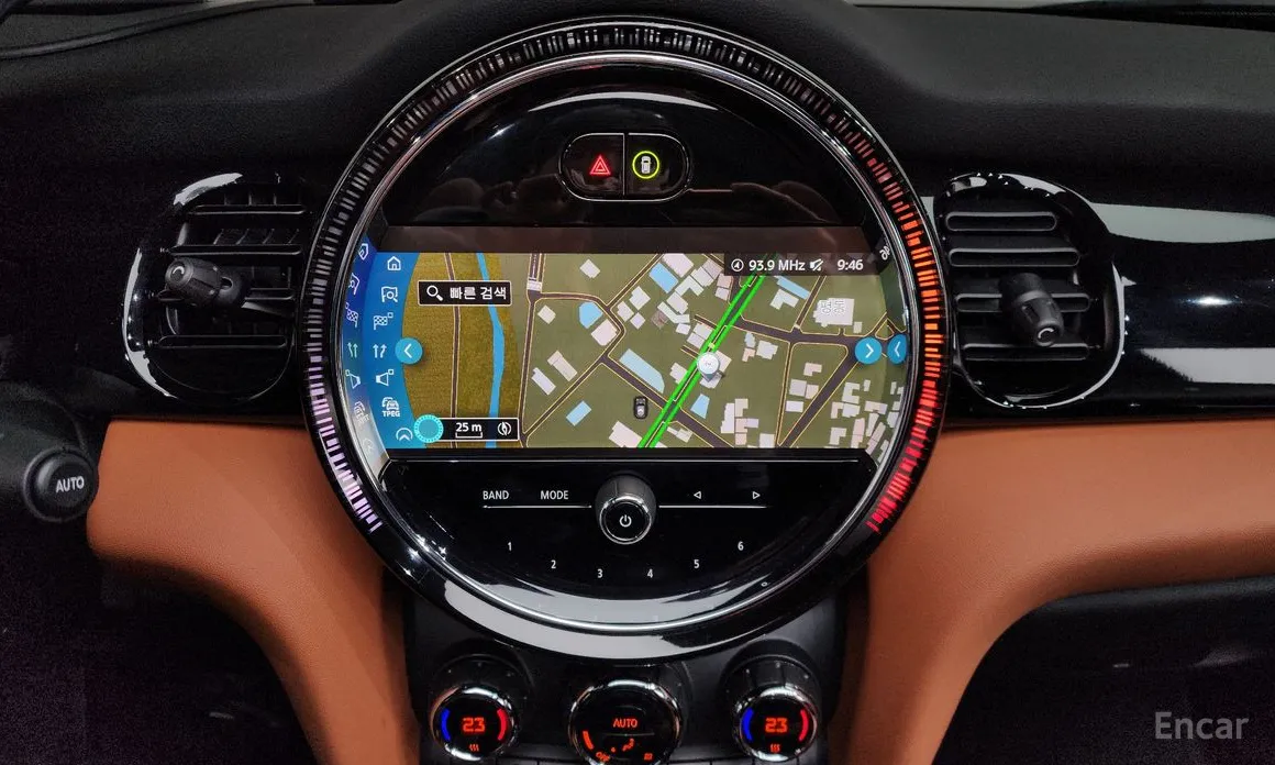 Фото 15 - Mini Cooper Convertible