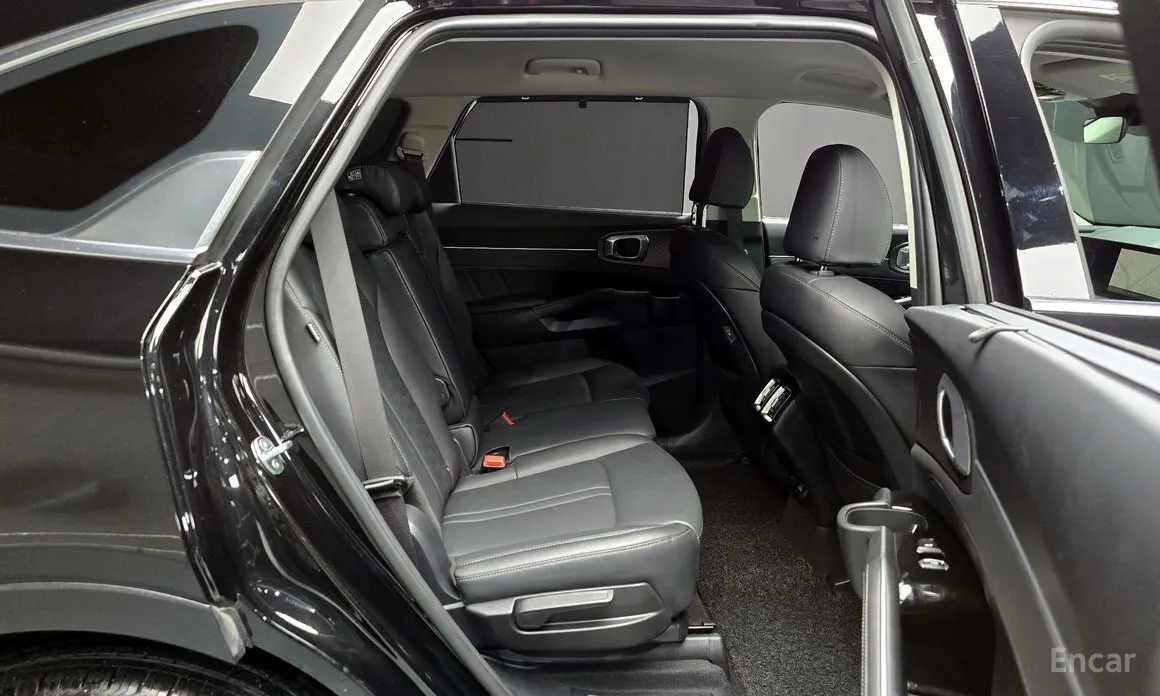 Фото 12 - Kia Sorento