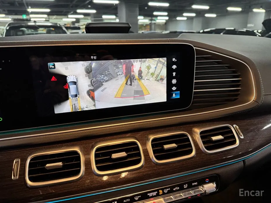 Фото 10 - Mercedes-Benz GLE-Class