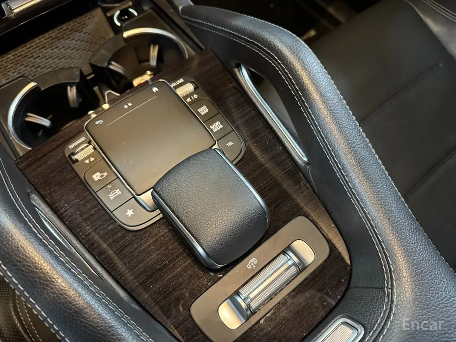 Фото 8 - Mercedes-Benz GLE-Class