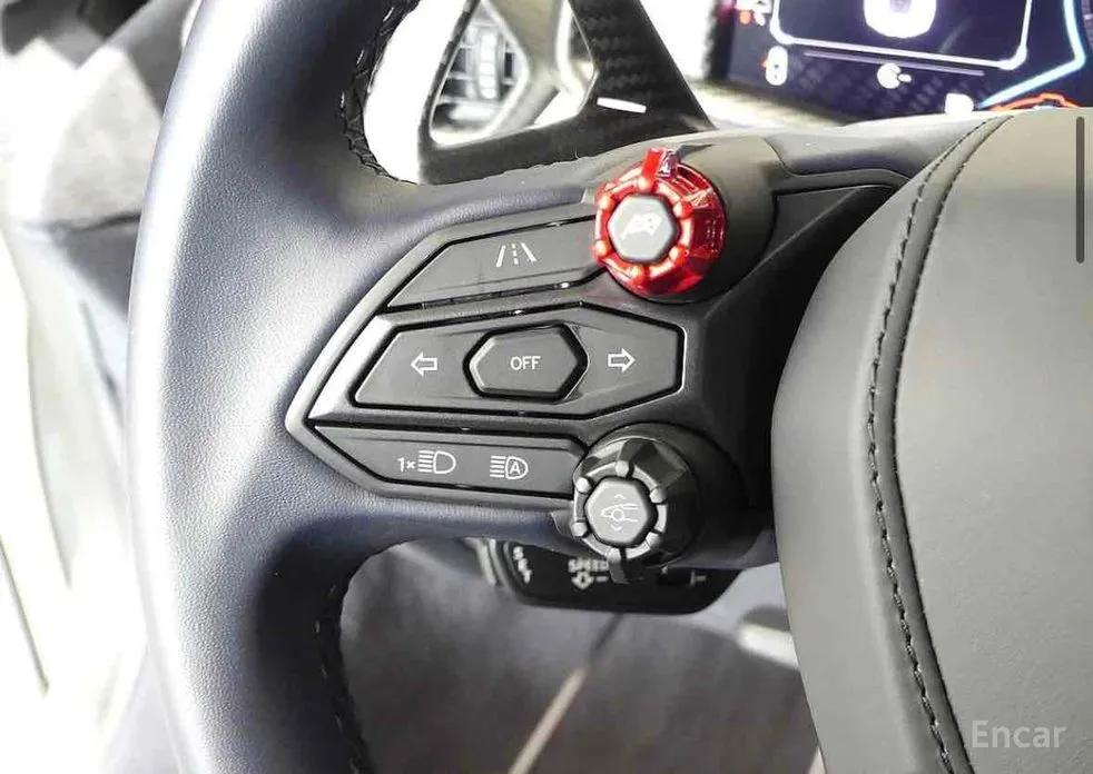 Фото 14 - Lamborghini Revuelto