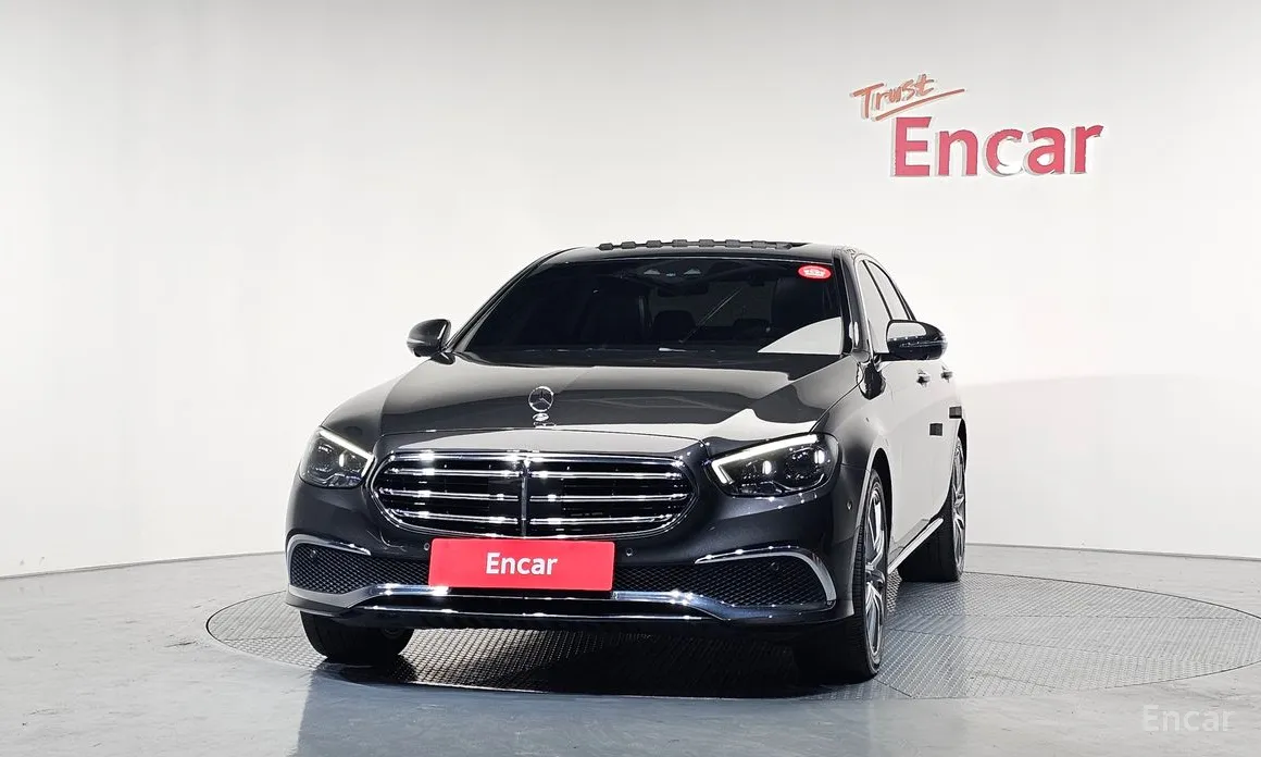 Фото 3 - Mercedes-Benz E-Class