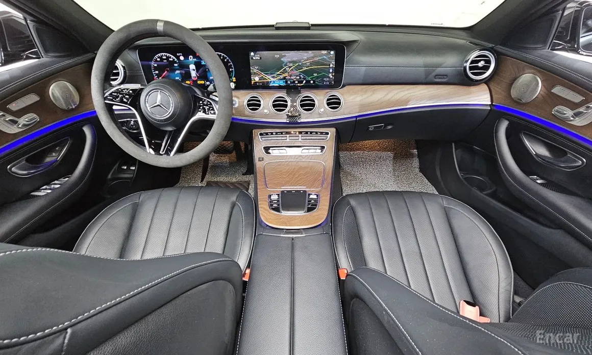 Фото 7 - Mercedes-Benz E-Class