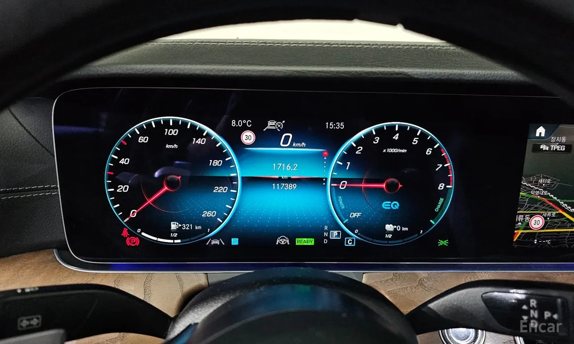 Фото 8 - Mercedes-Benz E-Class