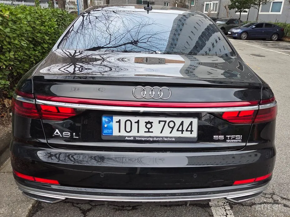 Фото 4 - Audi A8