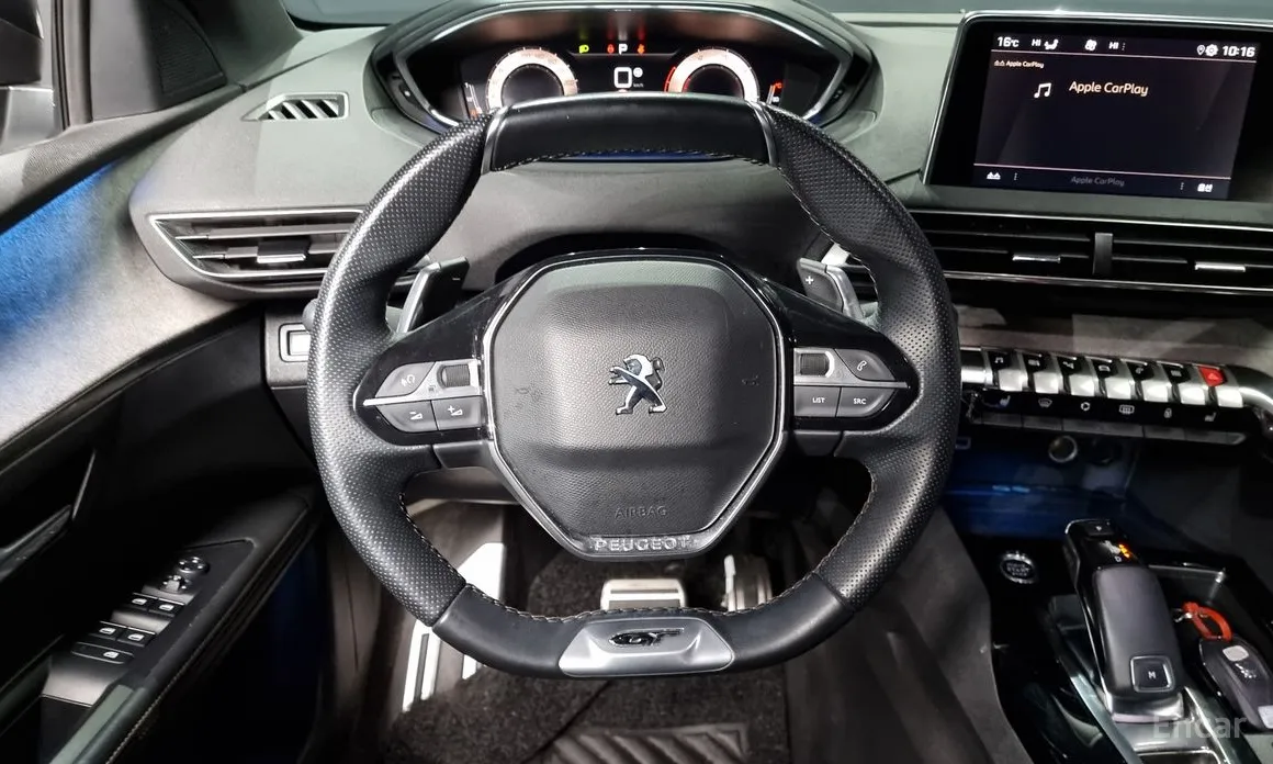 Фото 13 - Peugeot 5008