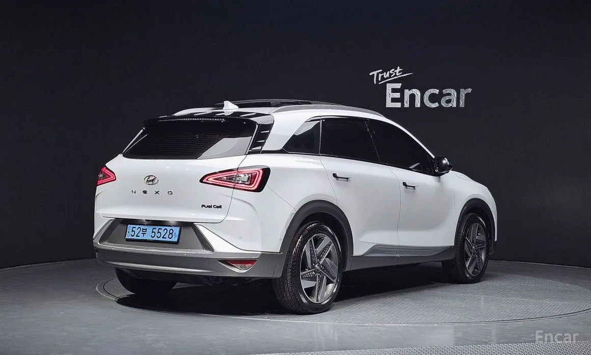 Фото 2 - Hyundai Nexo