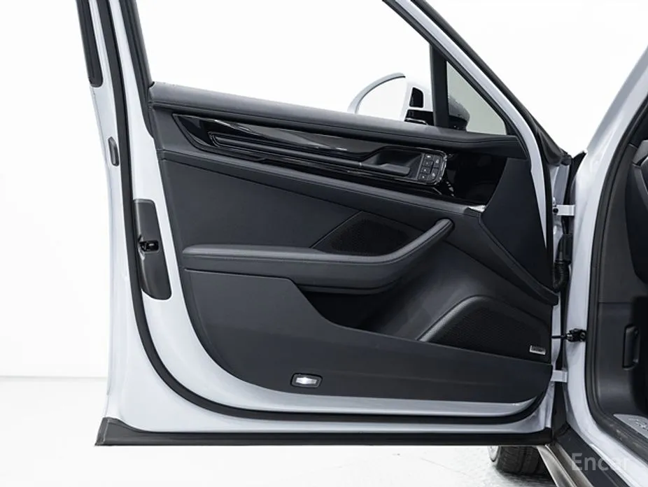 Фото 20 - Porsche Panamera