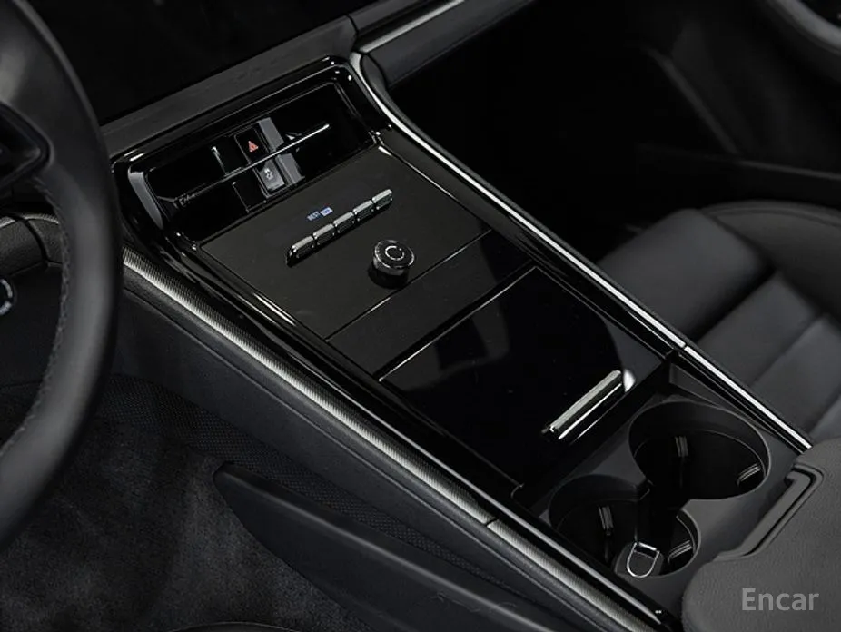 Фото 9 - Porsche Panamera