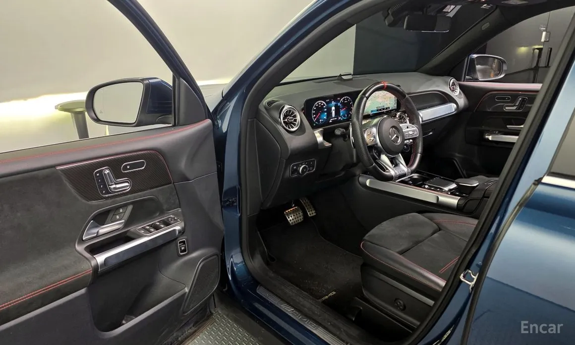 Фото 10 - Mercedes-Benz GLB-Class