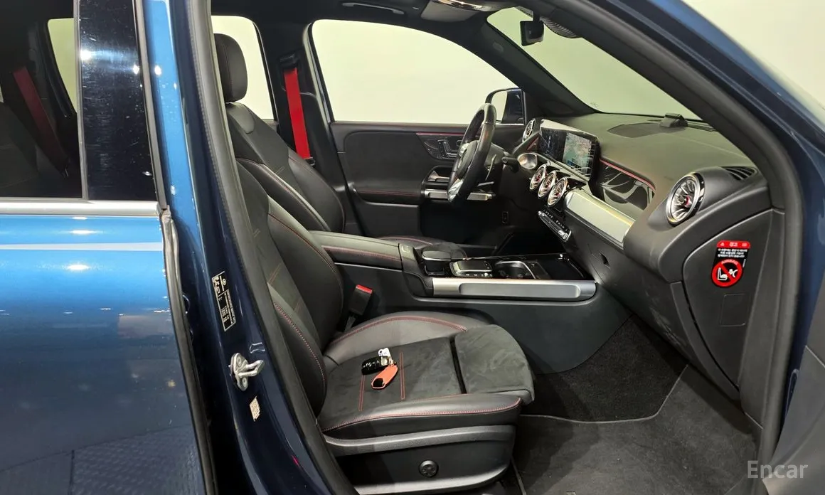 Фото 11 - Mercedes-Benz GLB-Class