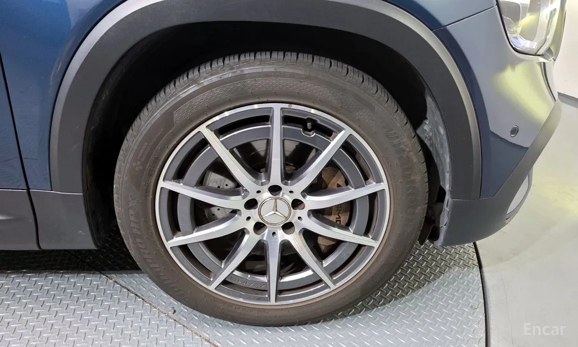 Фото 5 - Mercedes-Benz GLB-Class