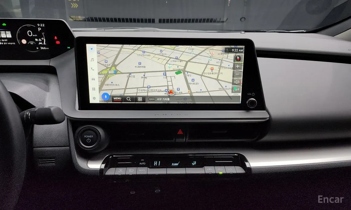 Фото 14 - Toyota Prius