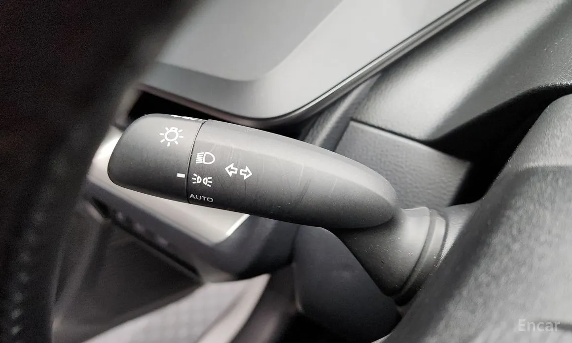 Фото 19 - Toyota Prius