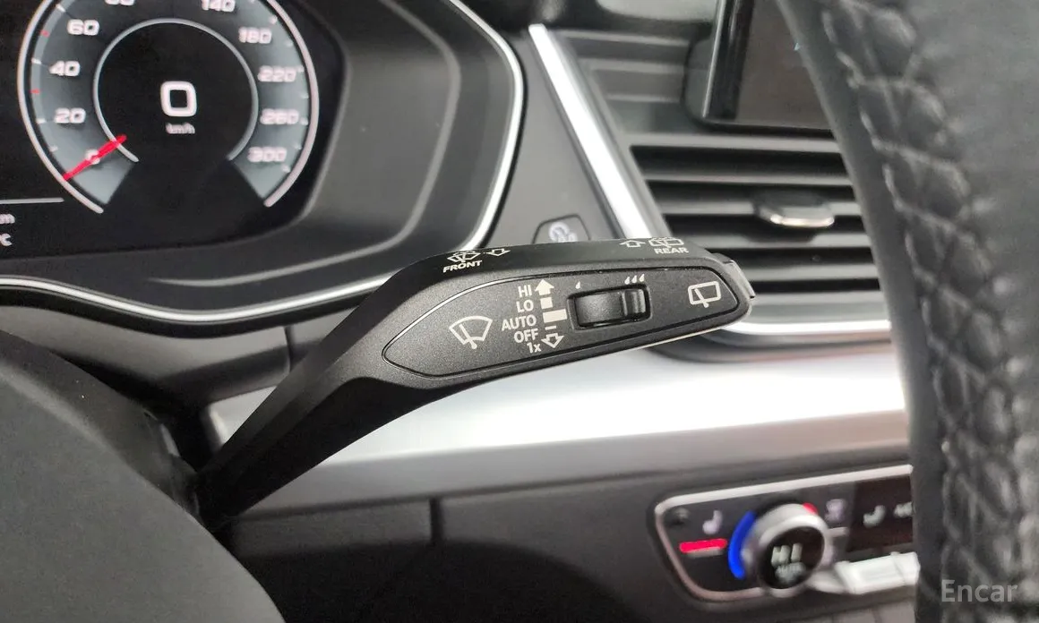 Фото 18 - Audi Q5