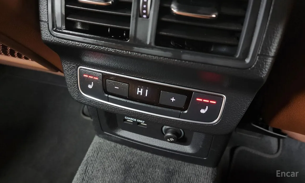 Фото 19 - Audi Q5