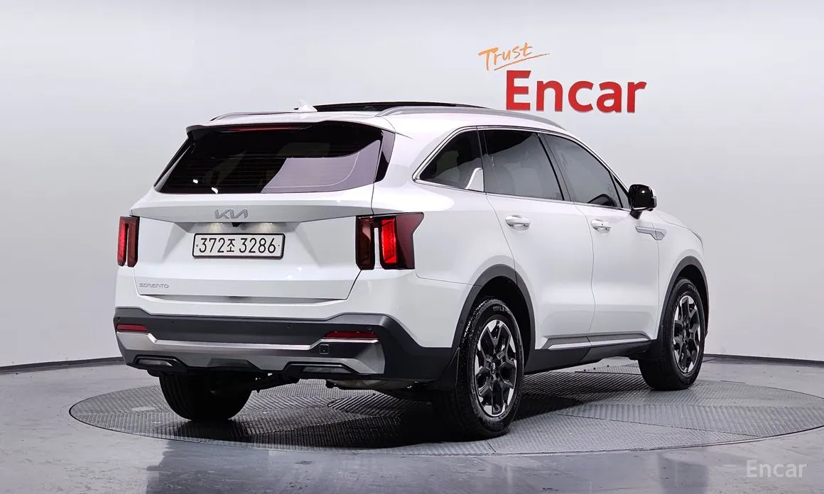 Фото 2 - Kia Sorento