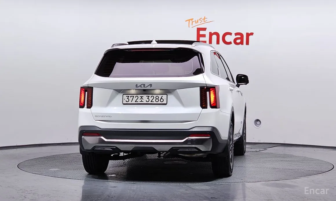 Фото 4 - Kia Sorento