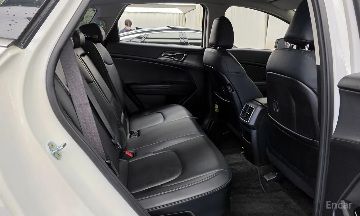 Фото 12 - Kia Sportage