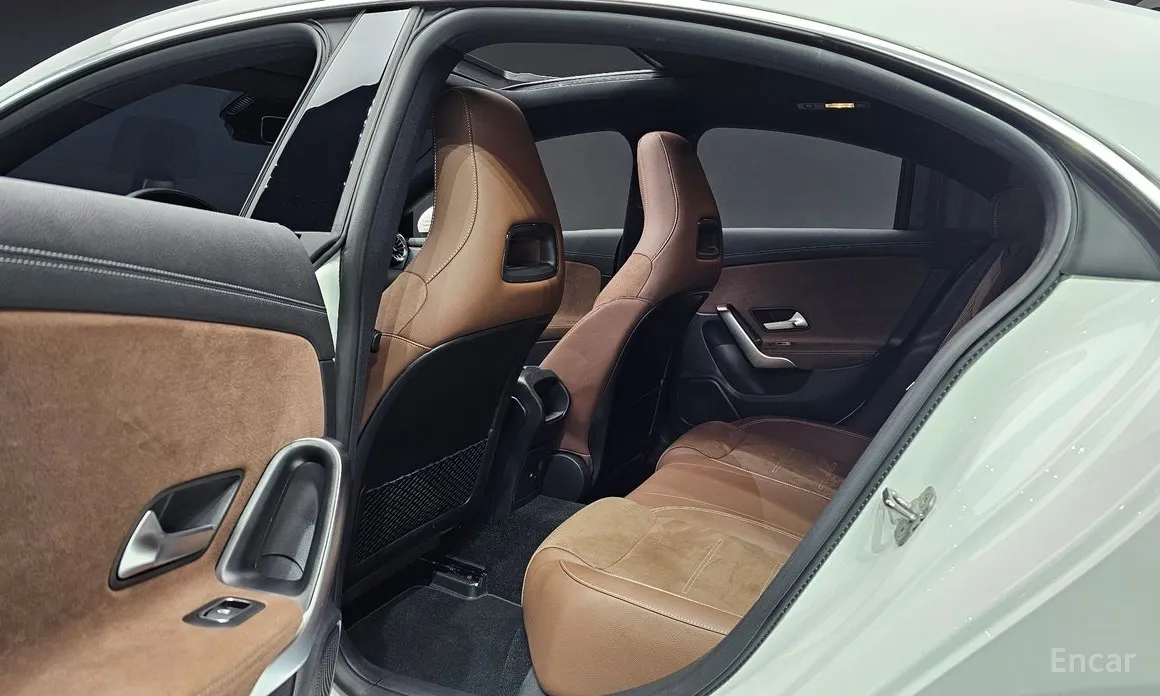 Фото 12 - Mercedes-Benz CLA-Class