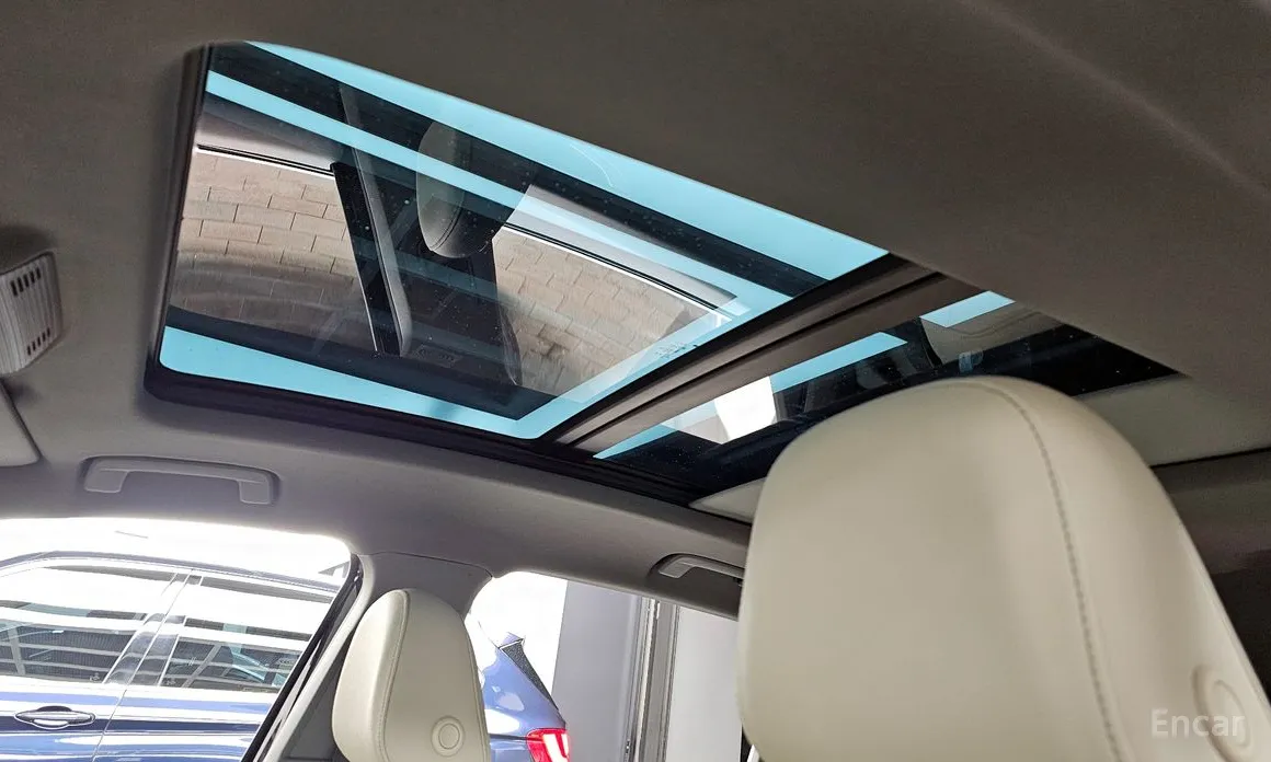 Фото 19 - Audi Q4 e-tron