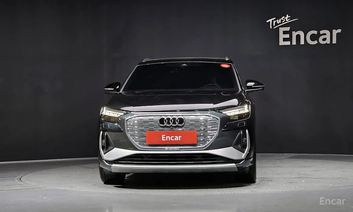 Фото 3 - Audi Q4 e-tron