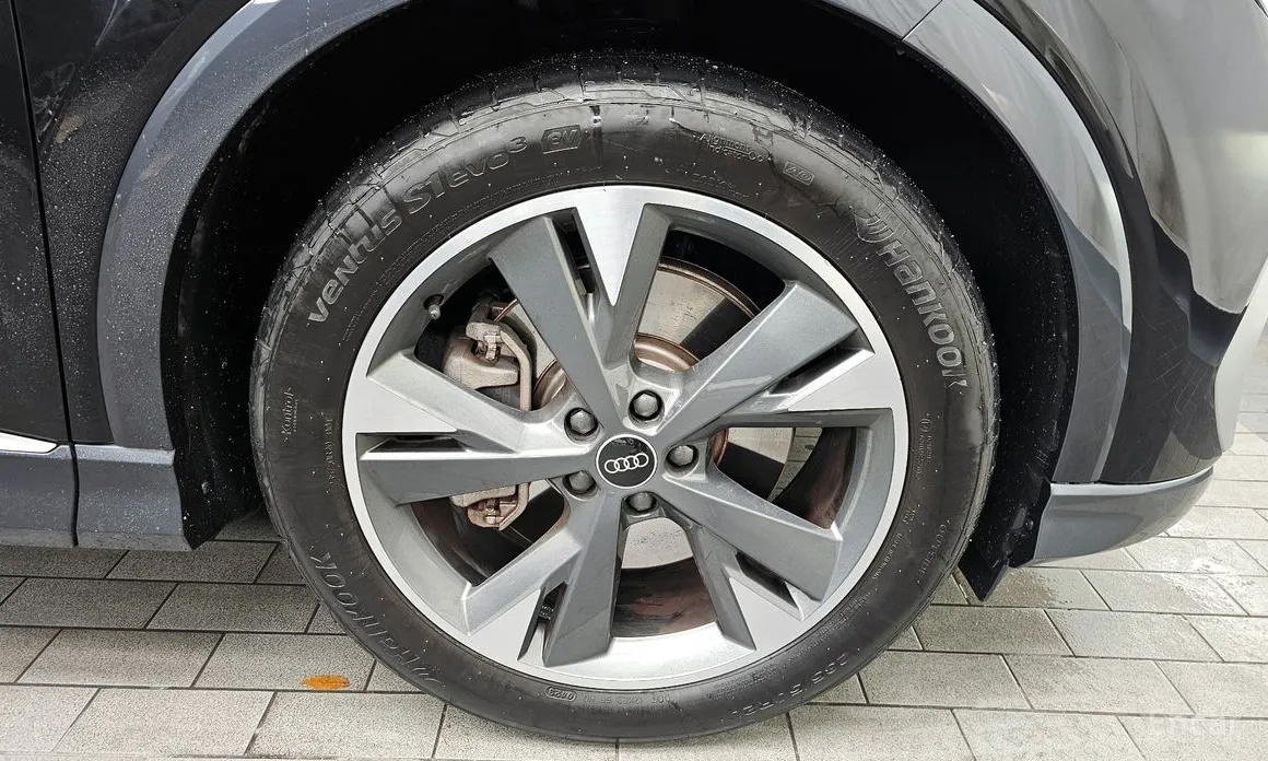 Фото 5 - Audi Q4 e-tron