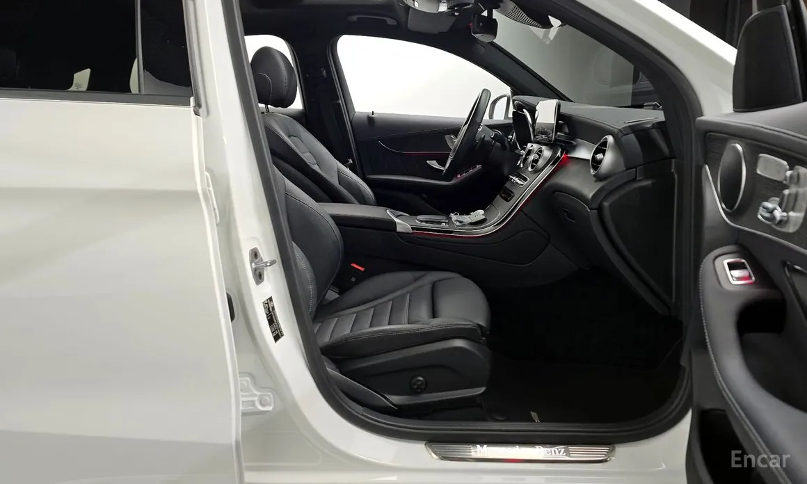 Фото 11 - Mercedes-Benz GLC-Class