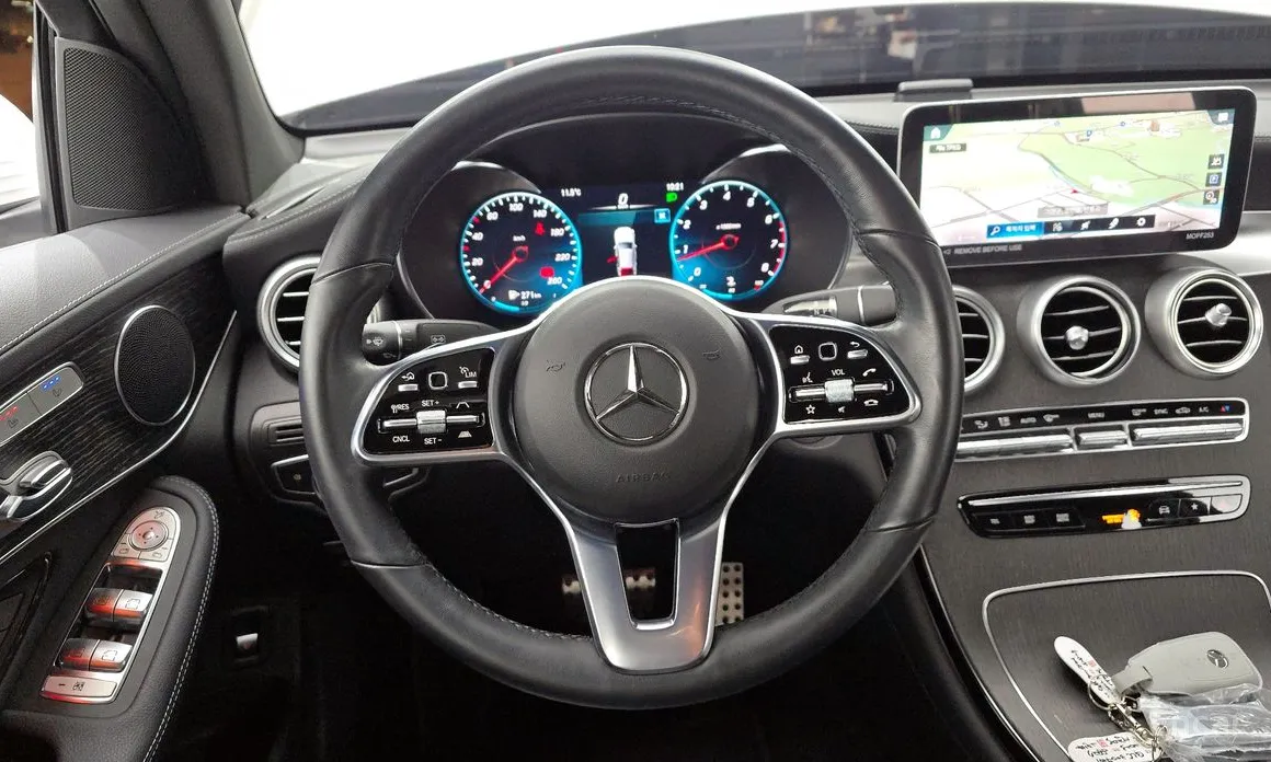 Фото 13 - Mercedes-Benz GLC-Class