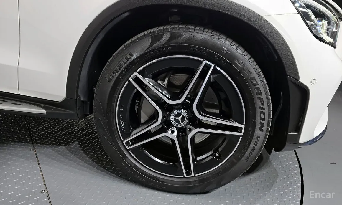 Фото 5 - Mercedes-Benz GLC-Class