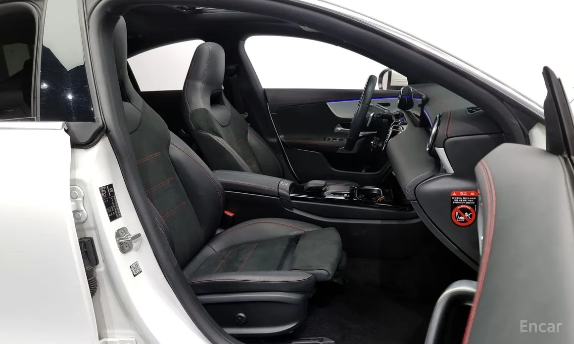 Фото 11 - Mercedes-Benz CLA-Class